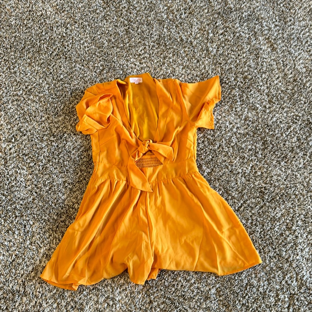 Size small romper NWOT